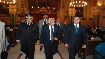 محافظ القاهرة يشارك الأرمن الكاثوليك والطائفة الأسقفية احتفالات عيد الميلاد