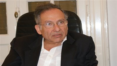 الحبس سنة للمتهم بسرقة شقة ممدوح حمزة 