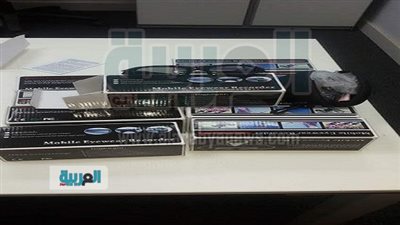 ضبط نظارات مزودة بكاميرات تجسس في 
