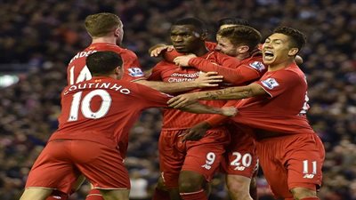 متصدر الدوري الإنجليزي يسقط أمام ليفربول بهدف