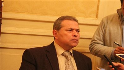 بالصور.. عكاشة يستخرج توكيلا لوالدته لتتقدم باستقالته من 