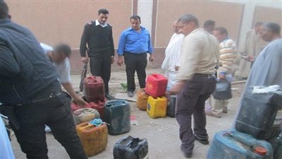 ضبط مالك مخزن حاول بيع سولار بالسوق السوداء في مصر القديمة 