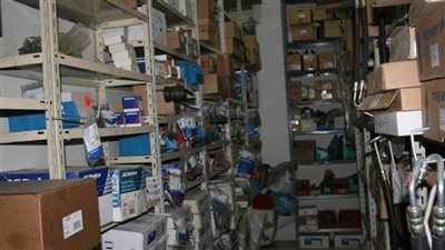 ضبط  115 ألف قطعة غيار سيارات مقلدة بالعبور