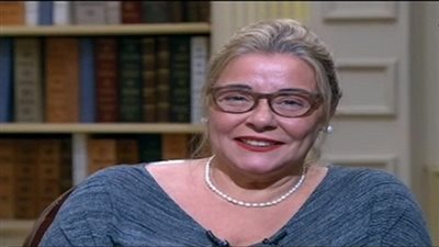 مها أبو عوف: 