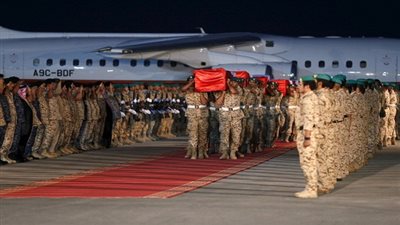 البحرين تعلن مقتل اثنين من ضباطها على الحدود اليمنية السعودية