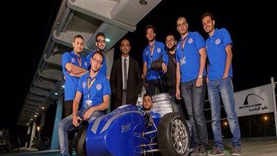 بالصور.. فريق مصري ينتهي من تصنيع سيارة 