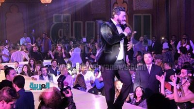 شاهد.. تامر حسني يتألق في ماريوت الزمالك 