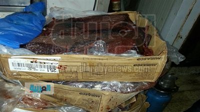 بالصور.. ضبط 122 كيلو لحوم فاسدة بأسواق مطروح