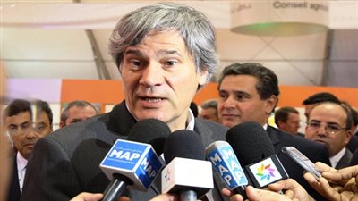 فرنسا تدعو إلى 