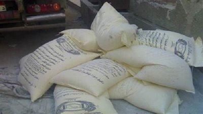 إحباط محاولة توزيع 400 طن دقيق غير صالح للاستهلاك بالجيزة 