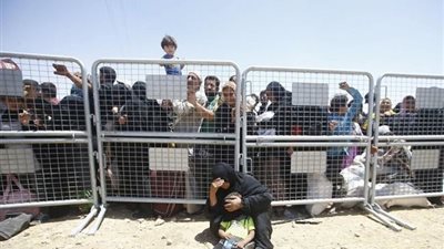 تركيا تحرم السوريين من دخول أراضيها دون تأشيرة