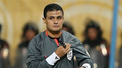 فاروق حكمًا لموقعة الزمالك وإنبي