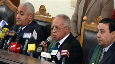 سنة مع الشغل لـ 8 متهمين بـ