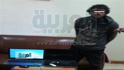 شاهد.. كاميرات المراقبة تكشف لص الحقائب بمحطة سوهاج