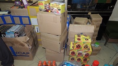 ضبط مدير شركة بحوزته 15 ألف عبوة مستحضرات تجميل مقلدة