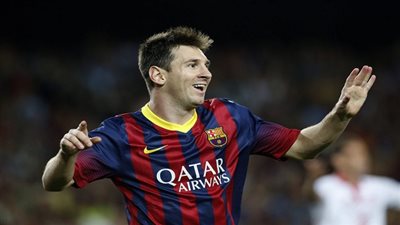 ميسي يقود هجوم برشلونة أمام إسبانيول