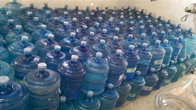 ضبط 320 لتر مياه مفلترة غير صالحة للاستخدام بمطروح