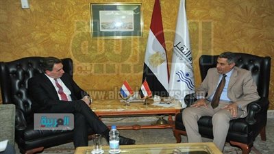 الجيوشي يبحث مع سفير هولندا تطوير منظومة النقل النهري
