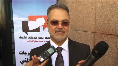 اليمن تطالب بفرض عقوبات على معرقلي التسوية