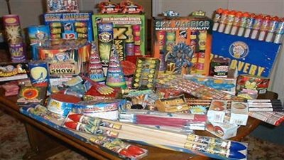 ضبط 480 قطعة ألعاب نارية بحوزة بائع في الإسكندرية