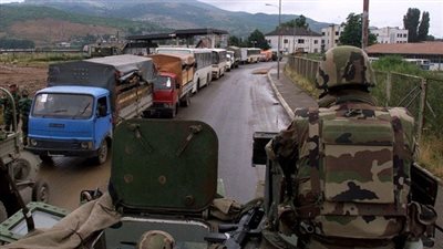 هولندا تعلن إنشاء محكمة في لاهاي لملاحقة مجرمي الحرب في كوسوفو