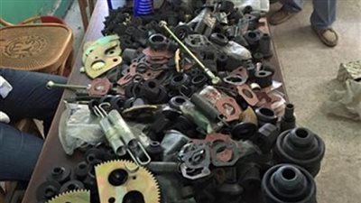 ضبط 651 ألف قطعة غيار مغشوشة داخل محل بالأزبكية