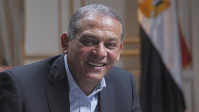 السادات يستنكر تصريحات العربى بشأن القانون المدنى