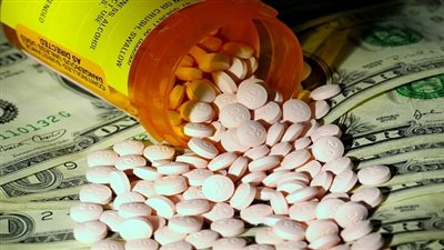 تنفيذ 123 حكمًا قضائيًا وضبط 29 قضية مخدرات في حملة لشرطة النقل والمواصلات