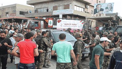 أهالي بلدة لبنانية يمنعون الدفاع المدني من التوجه إلى سوريا
