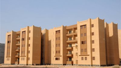 وزارة الإسكان تنفذ مشروعات خدمات تجارية وصحية بأسوان