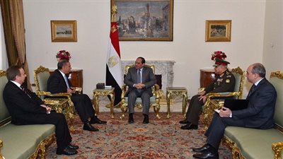 السيسي يؤكد حرص مصر على مساندة العراق وجيشه