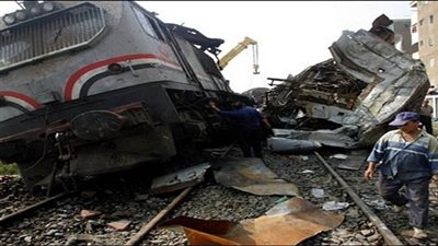 اصطدام قطار بضائع بسيارة نقل في العين السخنة