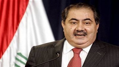 وزير المالية العراقي: الحكومة ملتزمة بدفع رواتب الموظفين 