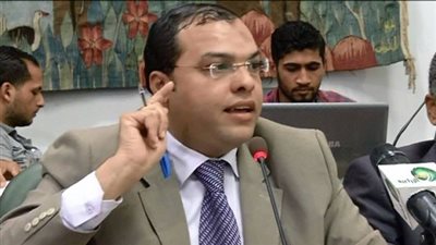 خبير تنمية محلية يقترح زيادة مدة مناقشة البرلمان لـ