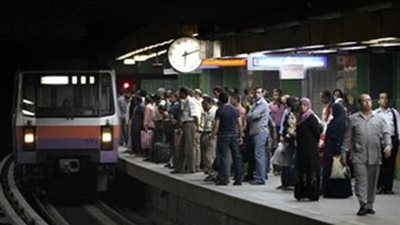 انتحار شاب بطريقة مروعة في مترو العتبة