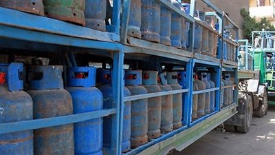 ضبط 400 أسطوانة بوتاجاز قبل بيعها في السوق السوداء بالسيدة زينب 