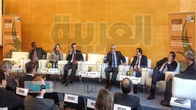 وزير السياحة يعقد لقاءات مهمة في معرض الفيتور