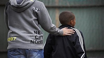  دور الرعاية البريطانية تنقل الأطفال بعيدًا عن مقاطعاتهم 