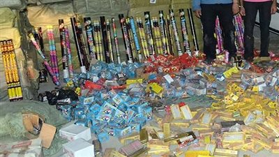 ضبط 17 ألف قطعة ألعاب نارية بالمحافظات