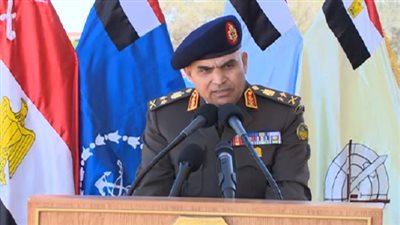 صدقي صبحي يستقبل رئيس هيئة الأركان المشتركة الباكستانية