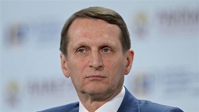 رئيس مجلس الدوما الروسي يصل القاهرة