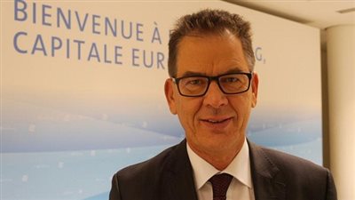 الحكومة الألمانية تعمل على توفير فرص عمل للاجئين السوريين