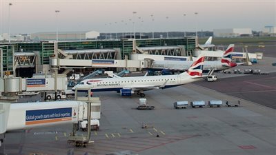 صحيفة: شركات السياحة البريطانية تلغي جميع الرحلات الصيفية إلى تونس