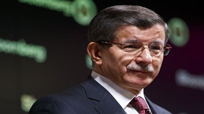 رئيس وزراء تركيا يصل السعودية