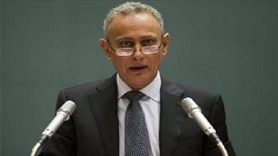 السفير المصري في لندن يفتتح معرضًا عن الآثار الفرعونية