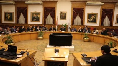 محافظ القاهرة: لا مجال للتعيين بالحكومة إلا من خلال المسابقات