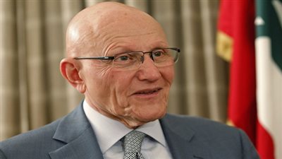 رئيس الحكومة اللبنانية: أزمة الرئاسة لا تزال قائمة