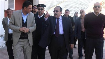 محافظ الإسكندرية يتفقد أتوبيسات كبار السن وذوي الاحتياجات الخاصة