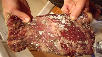 ضبط 1000 كيلو لحمة فاسدة بالمنيا 