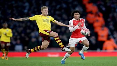 محلل فرنسي: النني يحتاج تلك المدة لتفادي مصير صلاح